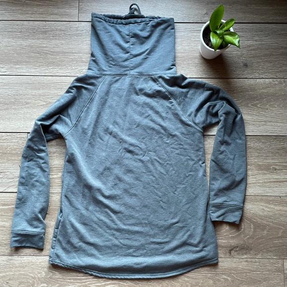 32* Heat cowl sweater - Picture 3 of 7